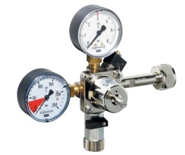 Gas pressure regulators